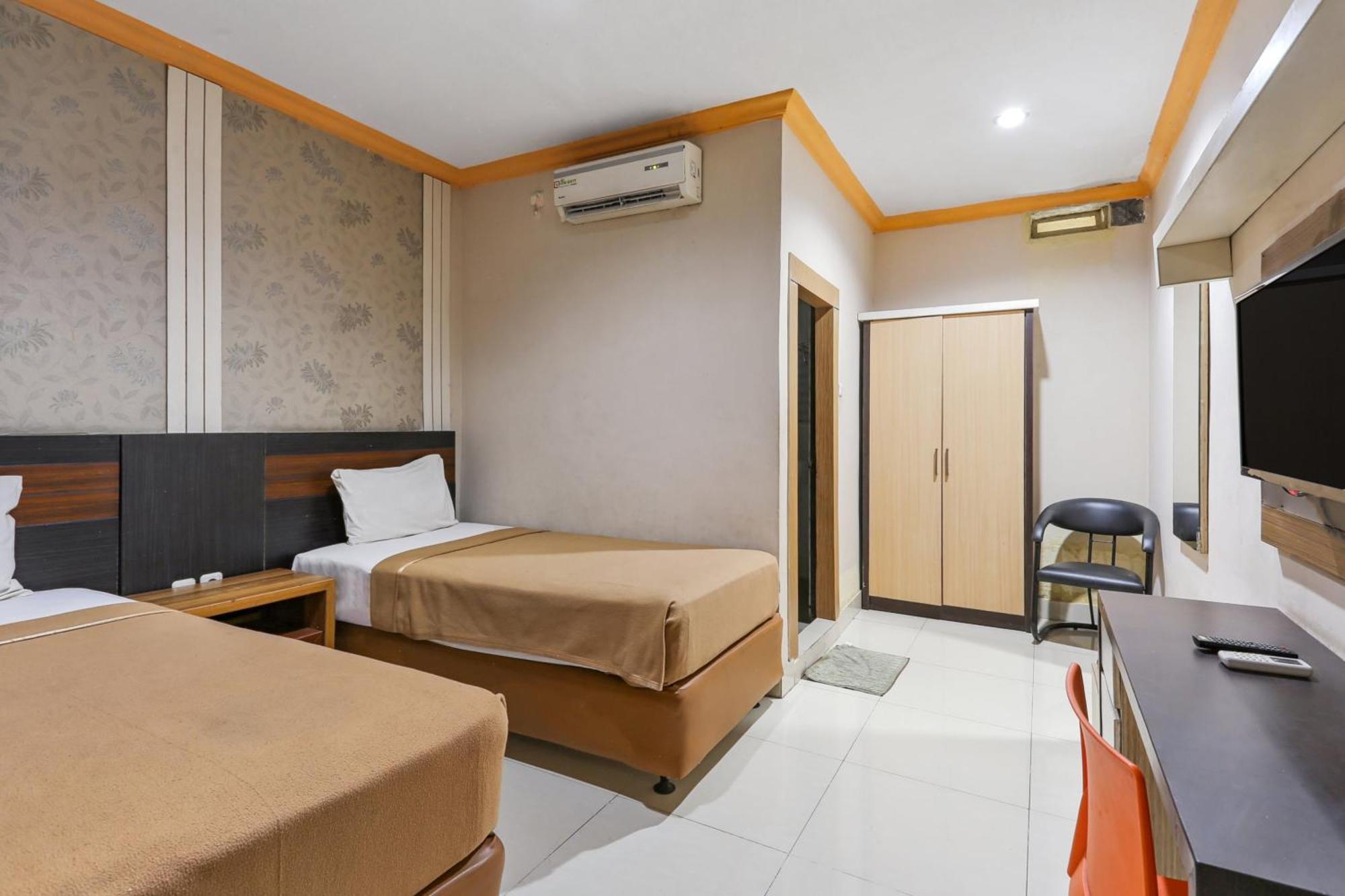 Collection O 93163 Hotel Grand Kartika Parepare Exteriér fotografie