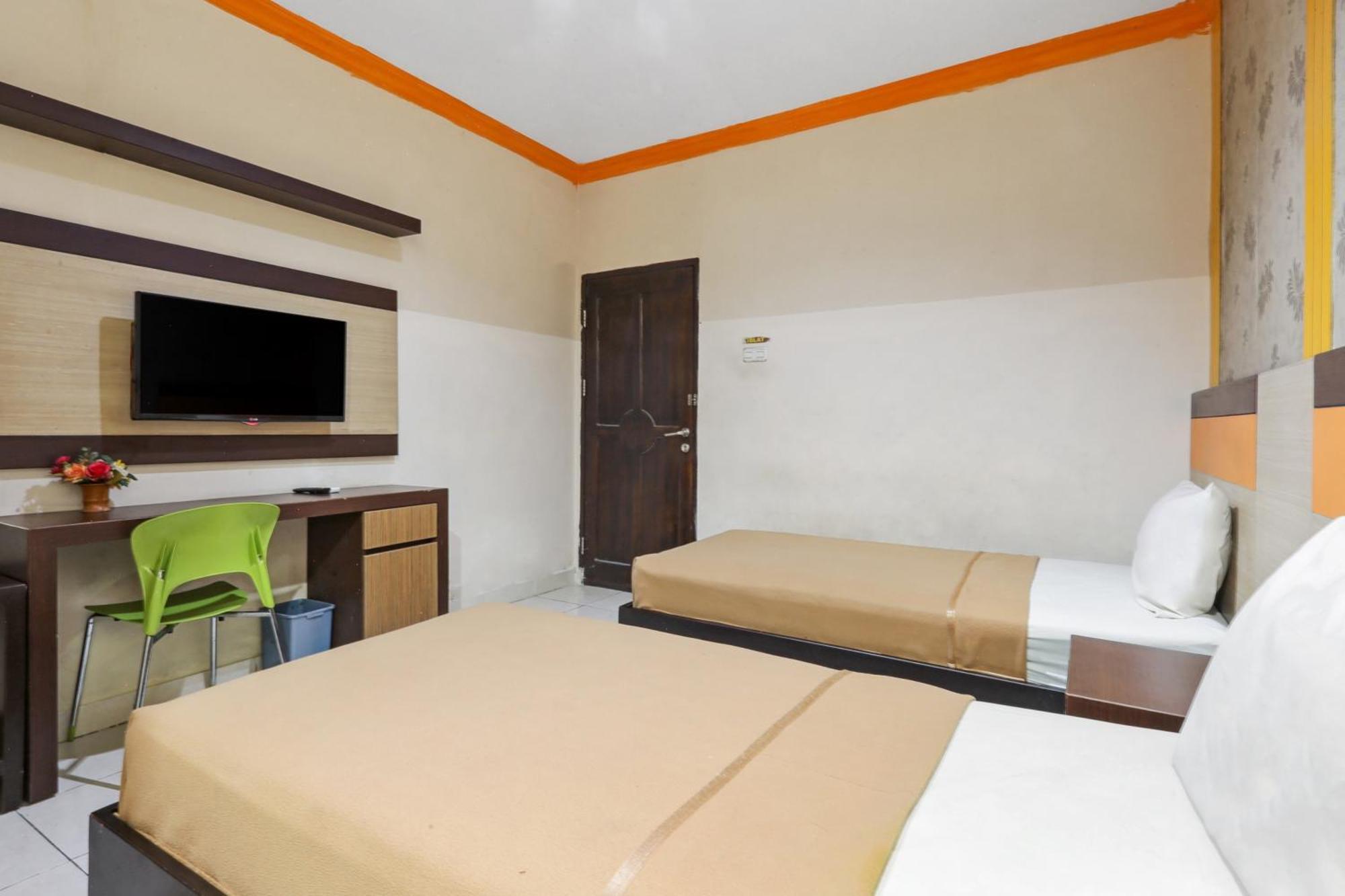 Collection O 93163 Hotel Grand Kartika Parepare Exteriér fotografie