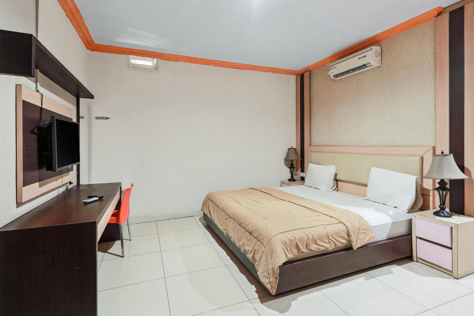 Collection O 93163 Hotel Grand Kartika Parepare Exteriér fotografie