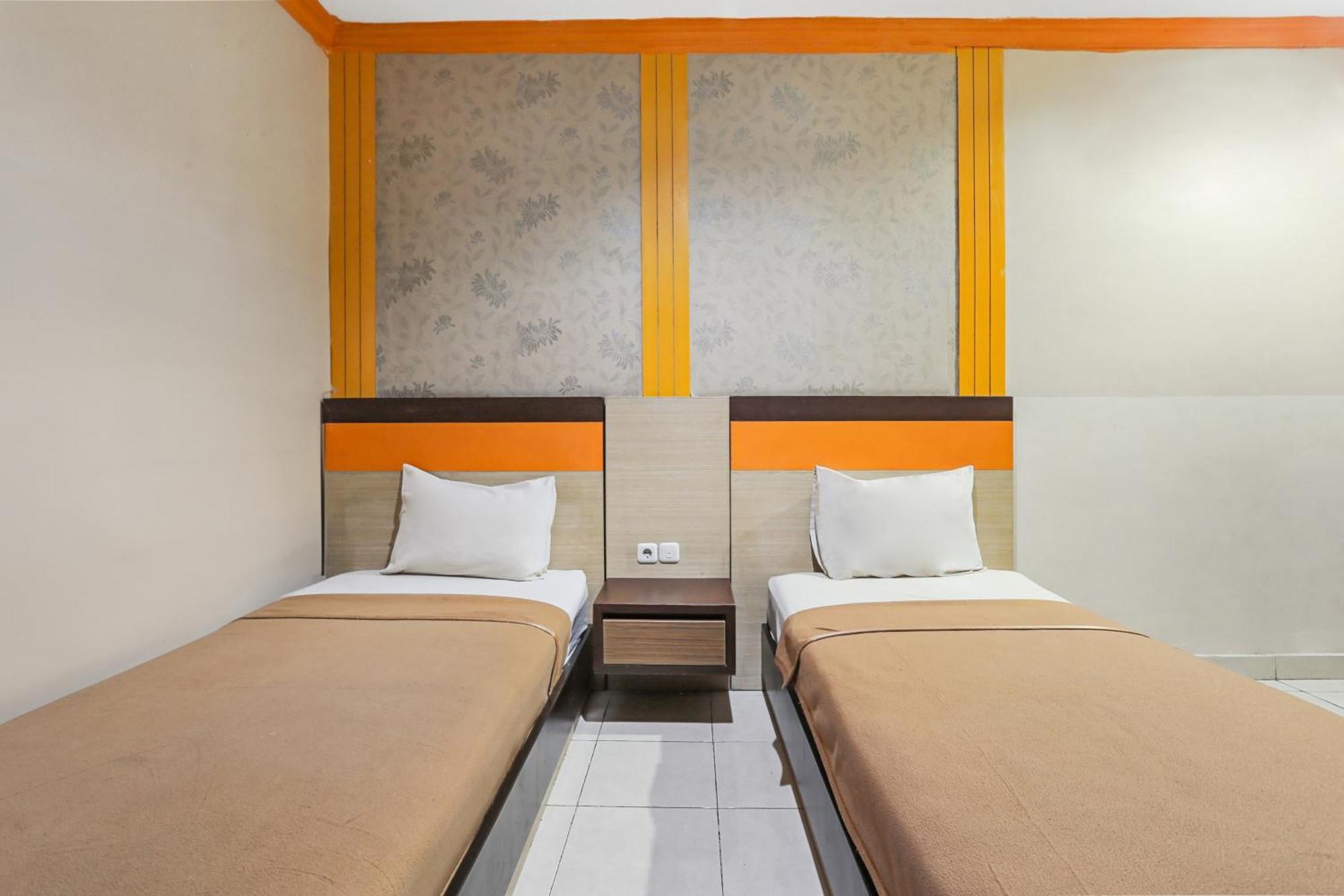 Collection O 93163 Hotel Grand Kartika Parepare Exteriér fotografie