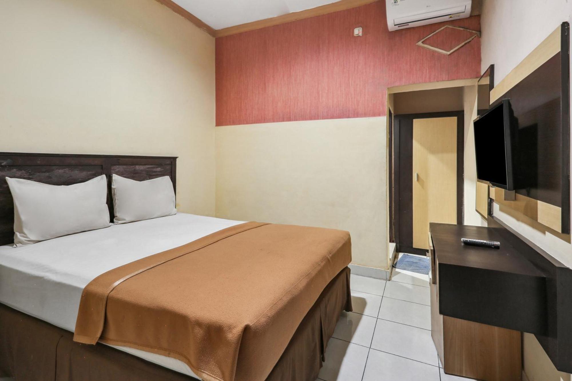 Collection O 93163 Hotel Grand Kartika Parepare Exteriér fotografie