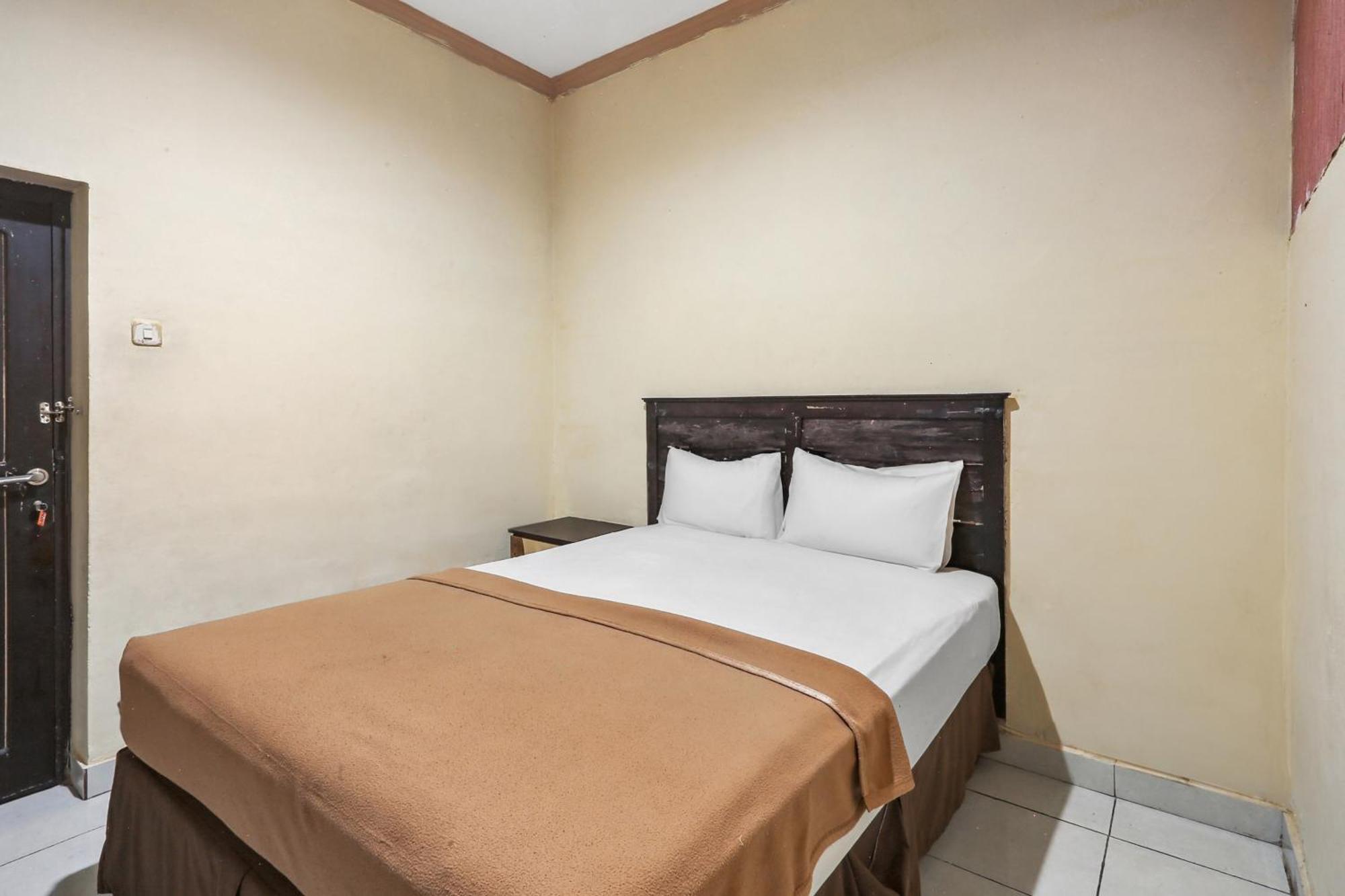 Collection O 93163 Hotel Grand Kartika Parepare Exteriér fotografie