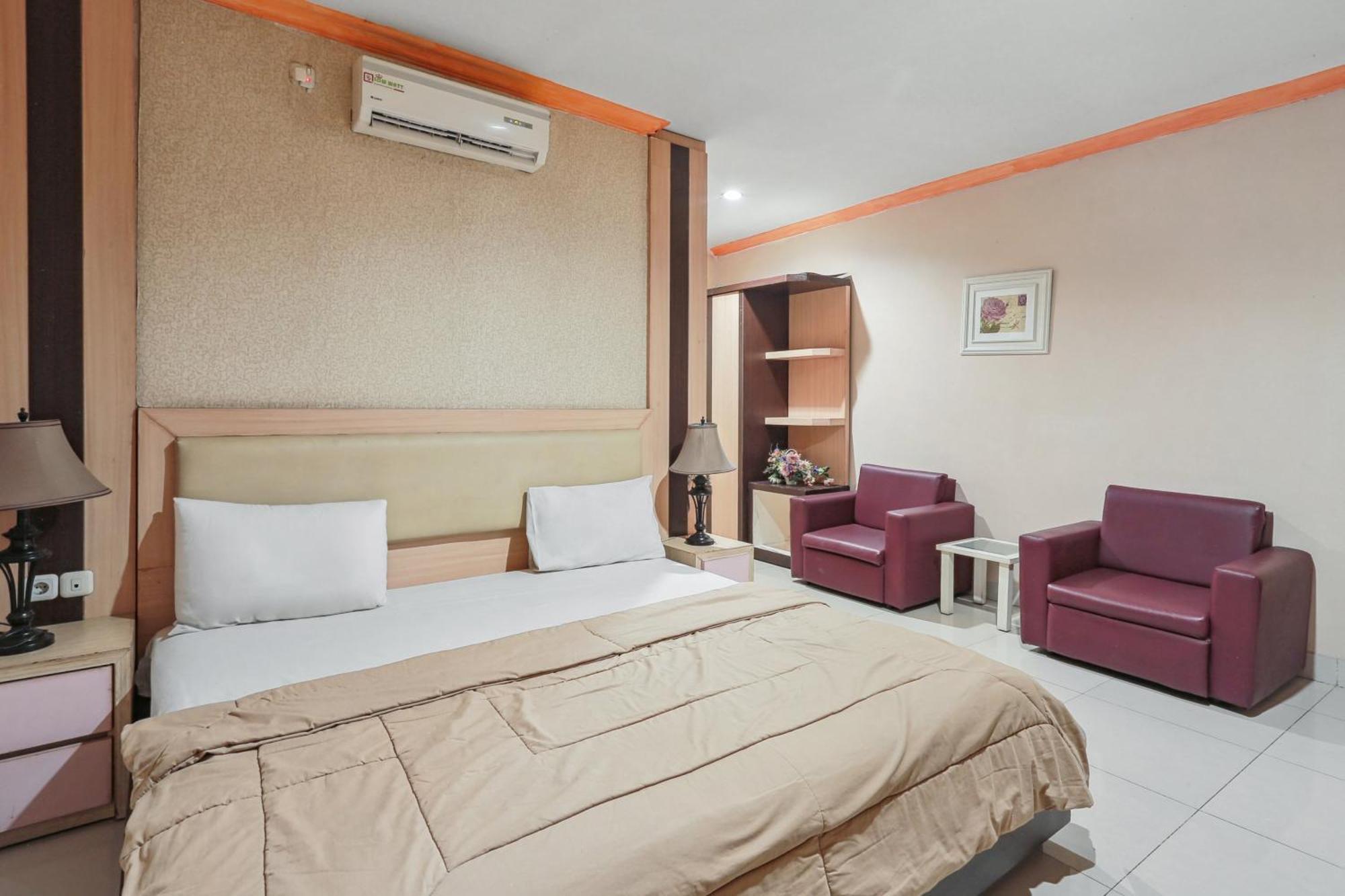 Collection O 93163 Hotel Grand Kartika Parepare Exteriér fotografie