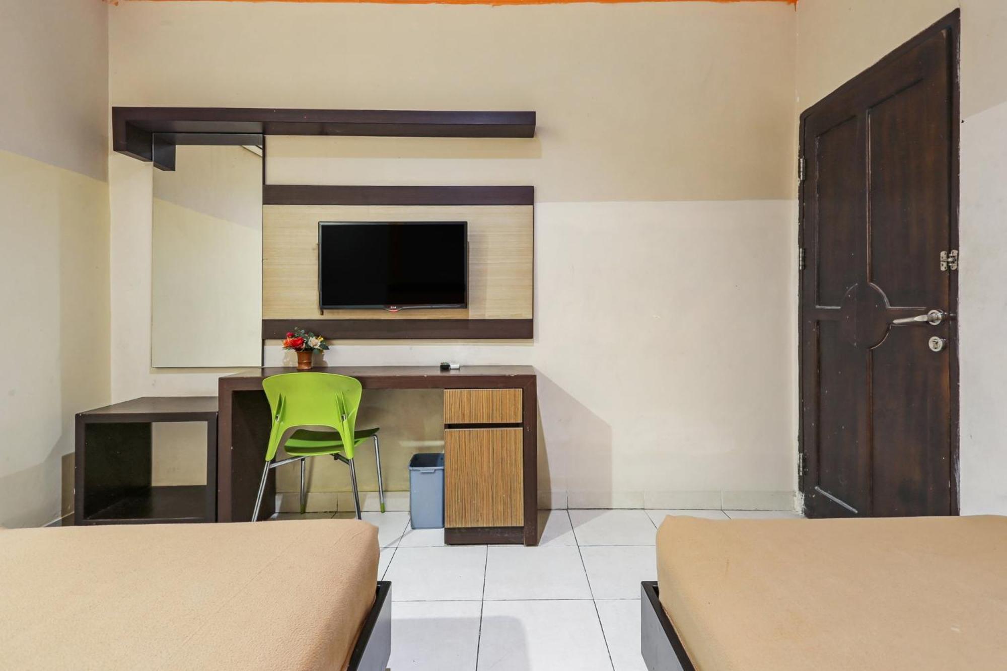 Collection O 93163 Hotel Grand Kartika Parepare Exteriér fotografie